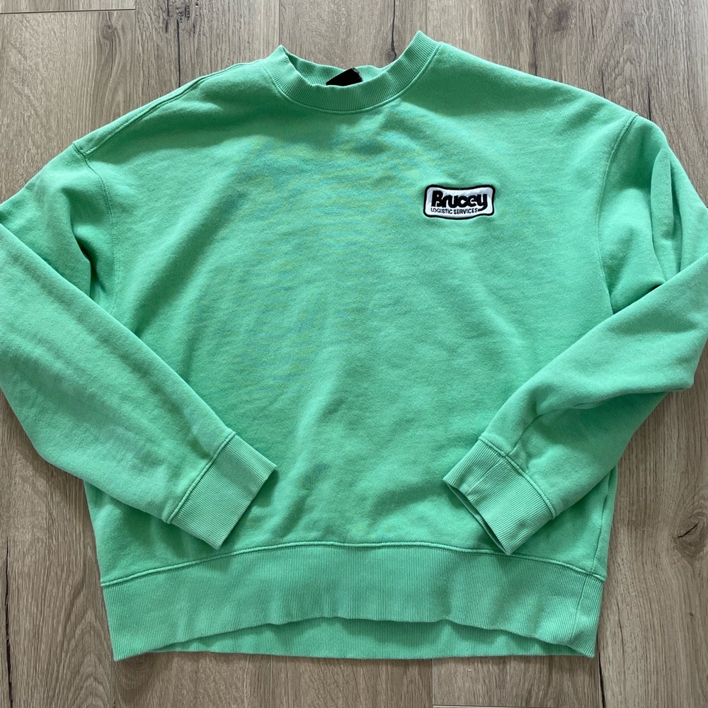 H&M brucey logistics services and oversized boxy French terry crewneck M great